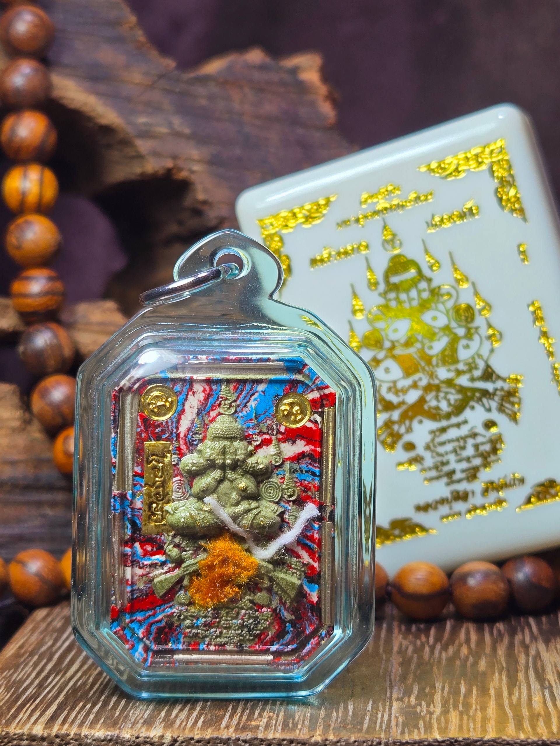 Jin Thai Fo Pai - Phra Pidta Maha Ut Phitak Thai（First Batch B.E.2568）实物2