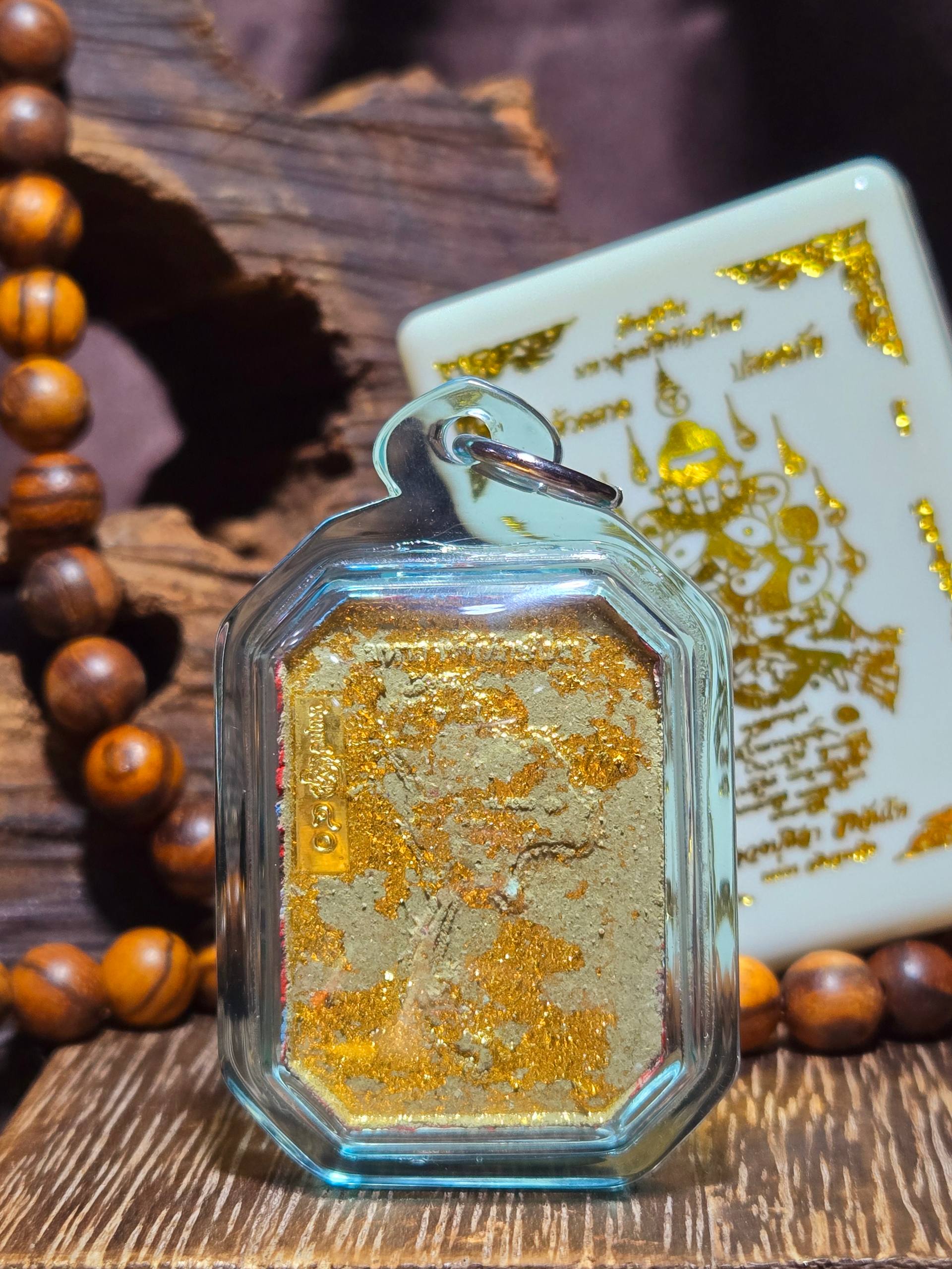 Phra Pidta Maha Ut Phitak Thai（First Batch B.E.2568）实物2 | SAN Pin Selection