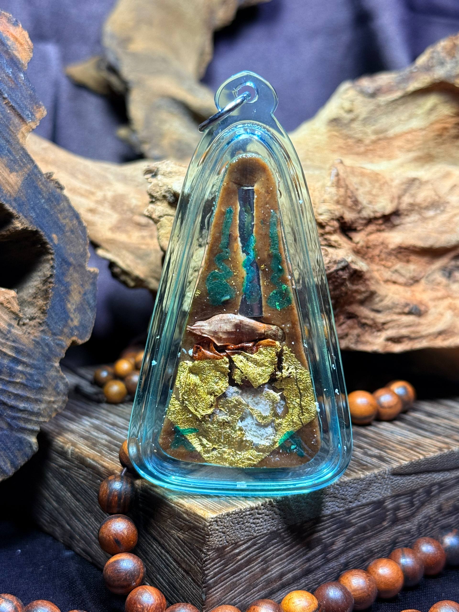 ARCHAN RICH阿赞沥吸财耳报红眼帕罌（人缘花） | SAN Pin Selection