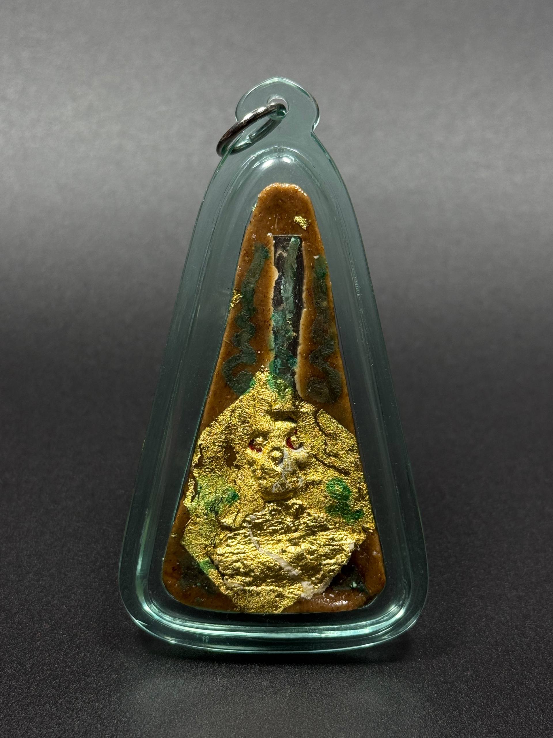 泰国北榄府人缘师傅啊赞沥【独家限量款】吸财耳报红眼帕婴｜背后PRAI KASIP | SAN Pin Selection