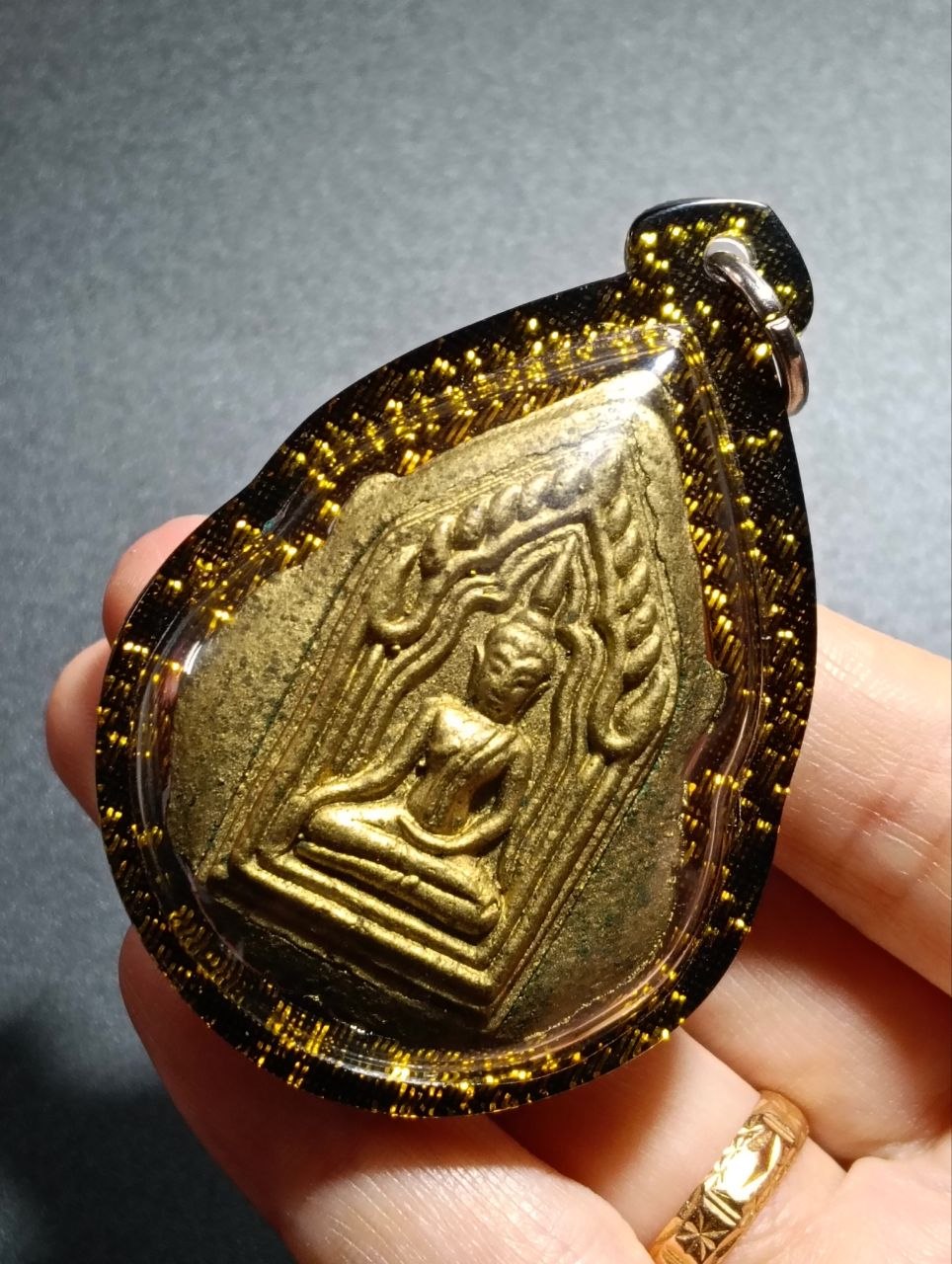 Ac Daeng 拉胡坤平 | SAN Pin Selection