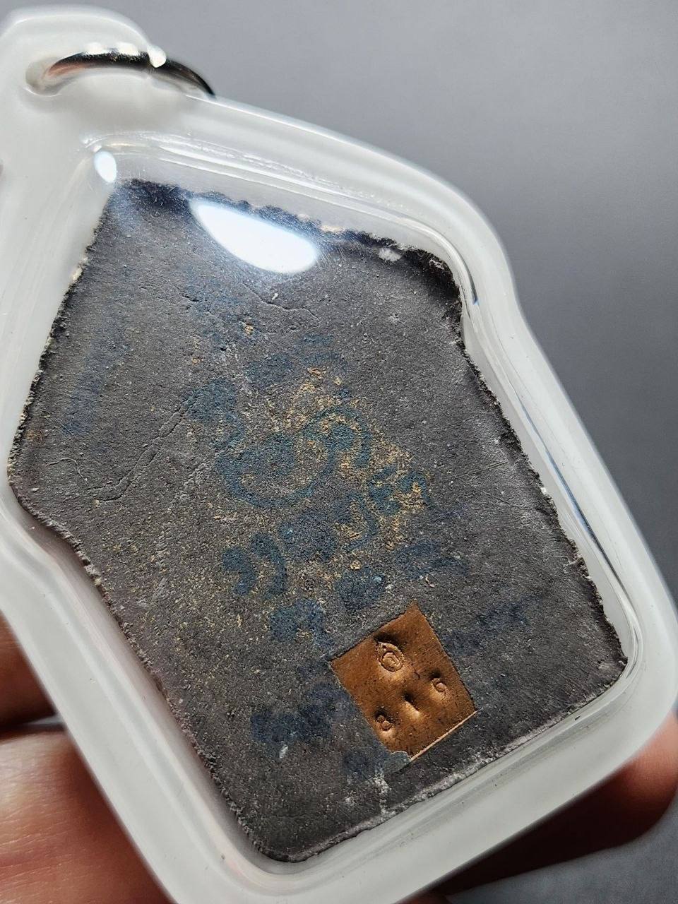 B.E.2562 九童坤平（灰肉版 · 含防水壳） Kruba Tao｜Wat Ubosot Ban Lao | SAN Pin Selection